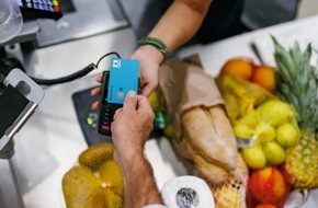 EURO Kartensysteme GmbH: girocard erm&ouml;glicht Bezahlung und Kundenbindung in einem Schritt