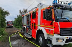 Feuerwehr und Rettungsdienst Bonn: FW-BN: 1. Folgemeldung, Scheunenbrand auf einem Reiterhof