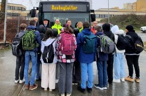 Polizei Wolfsburg: POL-WOB: Schulbusbegleiter-Ausbildung nimmt wieder Fahrt auf