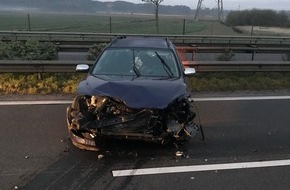 Polizeiinspektion Stade: POL-STD: Reh ausgewichen und in die Leitplanken gefahren - Unfall am Samstag auf der A 26