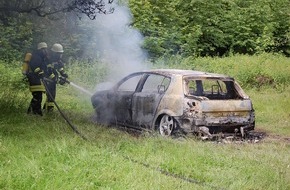Polizeidirektion Kaiserslautern: POL-PDKL: PKW total ausgebrannt