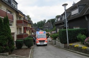 Feuerwehr Heiligenhaus: FW-Heiligenhaus: Feuerwehr rettet Person aus verrauchter Wohnung (Meldung 25/2021)