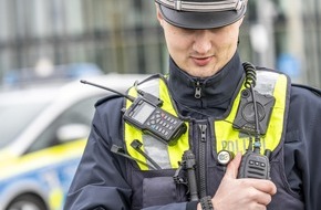 Polizei Mettmann: POL-ME: Smartphone aus Mobilfunkgesch&auml;ft entwendet - die Polizei bittet um Hinweise - 2603120