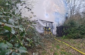 Feuerwehr Bremerhaven: FW Bremerhaven: Gartenlaubenbrand im Ortsteil Eckernfeld