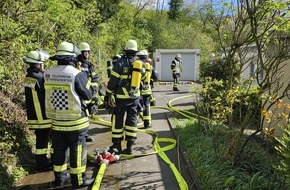Freiwillige Feuerwehr Königswinter: FW Königswinter: Kellerbrand kann schnell gelöscht werden