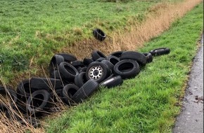 Polizeiinspektion Aurich/Wittmund: POL-AUR: Friedeburg - Anhänger und Minibagger entwendet