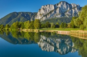 Salzkammergut Tourismus Marketing GmbH: Berge, Seen und Greens - dein perfekter Start in die Golfsaison