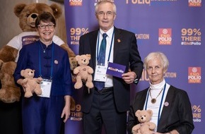 ONE LAST PUSH: Weltgesundheitsgipfel in Berlin: Steiff unterstützt mit einer Teddy-Sonderauflage den Kampf gegen Kinderlähmung