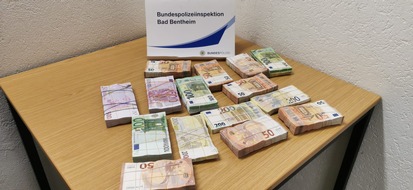 Bundespolizeiinspektion Bad Bentheim: BPOL-BadBentheim: Bargeldschmuggel: 400.000 Euro durch Bundespolizei sichergestellt