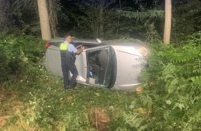 Freiwillige Feuerwehr der Gemeinde Sonsbeck: FW Sonsbeck: Verkehrsunfall mit eingeklemmter Person