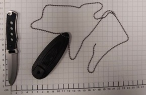 Bundespolizeidirektion Sankt Augustin: BPOL NRW: Kontrolle im Bochumer Hauptbahnhof - Bundespolizei stellt Messer sicher