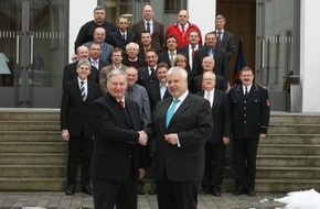 Deutscher Feuerwehrverband e. V. (DFV): DFV steht zum Neuanfang in Nordrhein-Westfalen / Präsidialrat nimmt Verband der Feuerwehren auf und sichert Unterstützung zu