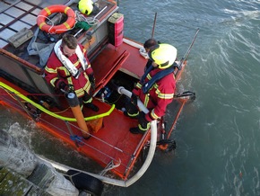 FW Reichenau: Schiff im Motorbereich gesunken, Reichenau-Mittelzell, 24.10.2025