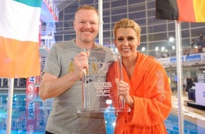 ProSieben: Ein blaues Auge für Elton und zwei Siege für die Damen bei "Das große TV total Turmspringen 2010" (mit Bild)
