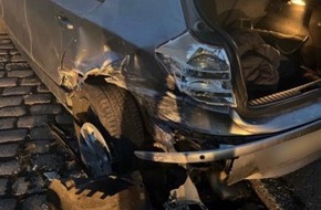 Polizei Duisburg: POL-DU: R&ouml;ttgersbach: Verkehrsunfallflucht - Zeugensuche