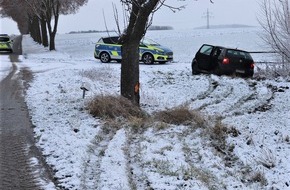 Kreispolizeibehörde Höxter: POL-HX: Unter Drogeneinfluss Unfall in Borgentreich verursacht
