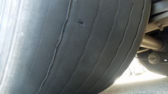 Polizeipr&auml;sidium Nordhessen: POL-KS: Gro&szlig;e Lkw-Kontrolle in Baunatal: Zw&ouml;lf mussten stehen bleiben; ein Fahrer seit 17 Stunden am Steuer