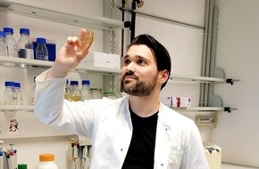 Universität Kassel: Kasseler Forschungsgruppe identifiziert Gene als Ursachen für Erbkrankheit - Partnerschaft mit Roche
