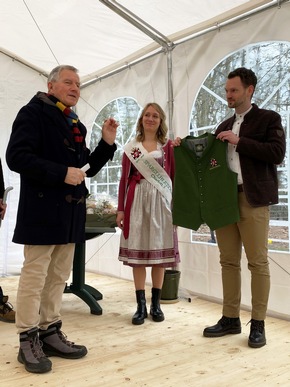Ein neuer Herzog gibt den Startschuss: Spargelsaison im Herzogtum Lauenburg beginnt