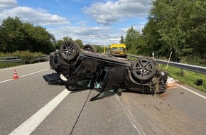 Polizeiautobahnstation Kaiserslautern und Zentrale Verkehrsdienste: POL-PASTKL: Verkehrsunfall mit verletzter Person