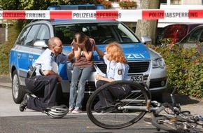 Polizei Rhein-Erft-Kreis: POL-REK: Kinder verletzt, Fahrer flüchtig - Elsdorf / Erftstadt