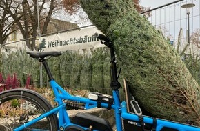 ADAC Hessen-Thüringen e.V.: Oh Tannenbaum! ADAC-Tipps zum sicheren Weihnachtsbaumtransport