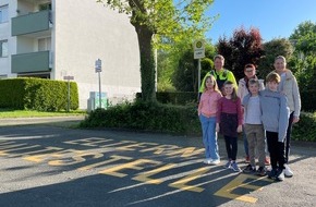 Polizei Paderborn: POL-PB: Neue Elternhaltestelle an der Bonifatius-Grundschule in der Paderborner Stadtheide