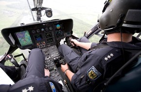 Bundespolizeidirektion München: Bundespolizeidirektion München: Es ist wieder soweit: Piloten des Bundes und der Länder trainieren für den Gebirgseinsatz