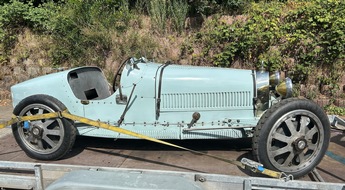 Hauptzollamt Dortmund: HZA-DO: Einfuhr ohne Zollpapiere / Zoll stellt Oldtimer sicher