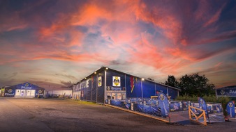 Lidl: Festivalfiliale trifft Yogamatte: Lidl bietet bei Rock am Ring und Rock im Park breites Angebot / "Voll versorgt" dank Lidl Rock Stores - g&uuml;nstiger Lidl-Preis f&uuml;r rund 350 Produkte