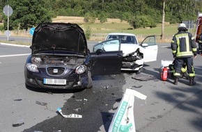 Kreispolizeibehörde Höxter: POL-HX: Schwerer Unfall auf der L828 bei Neuenheerse