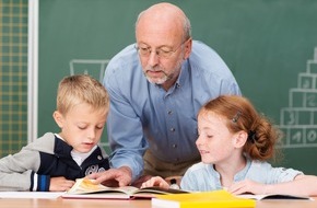 Bundesgeschäftsstelle Landesbausparkassen (LBS): Zwei von fünf Kindern wird die Unterrichtsstunde zu lang