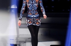 ProSieben: Die Show, die Zuschauer anzieht: Claudia Schiffer sucht auf ProSieben den "Fashion Hero" (BILD)