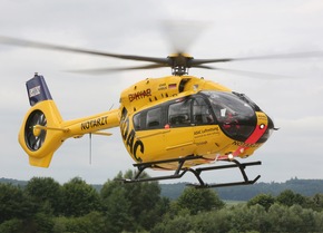 ADAC Luftrettung führt modernsten Hubschrauber ein / Übergabe der ersten zwei Maschinen des Typs H145 mit Fünfblattrotor / Gesamte H145-Flotte wird schrittweise auf fünf Rotorblätter umgebaut