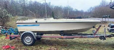 Polizeiinspektion Celle: POL-CE: Sportboot auf Anh&auml;nger entwendet