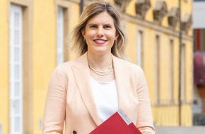 Universität Osnabrück: Rechtswissenschaftlerin der Uni Osnabrück will ältere Dissertationen zugänglich machen