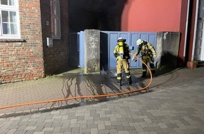 Feuerwehr Xanten: FW Xanten: Mülltonnen brennen in der Nacht