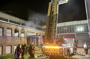 Feuerwehr Dortmund: FW-DO: Feuer in einem Bürogebäude