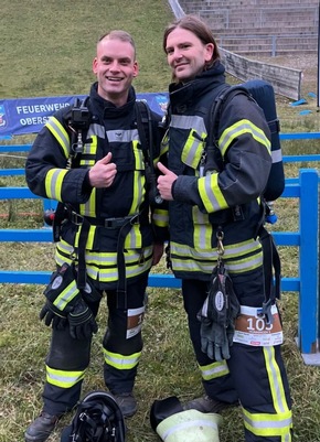 FW Ense: Löschgruppe Hünningen beim Schanzenlauf in Oberstdorf