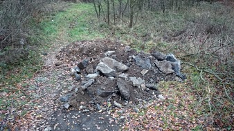 Polizeidirektion Neuwied/Rhein: POL-PDNR: Emmerzhausen - Illegale Abfall Ablagerung