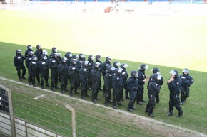 POL-EL: Meppen - Polizei übt Ernstfall in der Hänsch-Arena