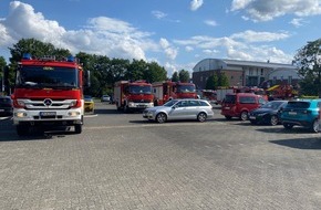 Freiwillige Feuerwehr Werne: FW-WRN: F_BMA - FEUER_3 - LZ1 - LZ3 - ausgelöste Brandmeldeanlage - Stichworterhöhung, es brennt im Batterieraum