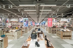 Panta Rhei PR AG: Vögele Shoes eröffnet nach Umbau neuen Store in Uzwil