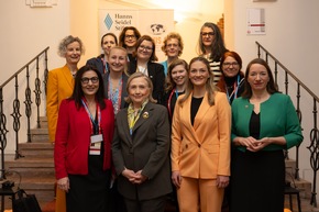 Hillary R. Clinton beim "Women's Breakfast" 2024