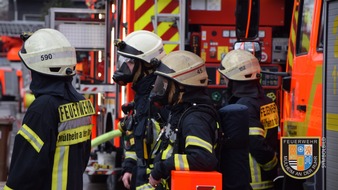 Feuerwehr Mülheim an der Ruhr: FW-MH: Zwei Einsätze für die Berufsfeuerwehr auf der Heißener Straße in kurzer Zeit.