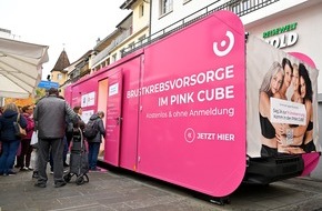 PINK CUBE Test Your Breast: PINK CUBE heute in Baden: Brustkrebsvorsorge auf dem Schlossbergplatz