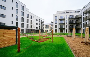 Instone Real Estate Group SE: Neuer Wohnraum für Bamberg: Instone übergibt ersten Bauabschnitt des Quartiers „Lagarde 8“