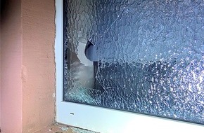 Polizeidirektion Kaiserslautern: POL-PDKL: Fensterscheibe mutwillig demoliert