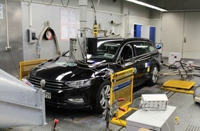 ADAC: Saubere Autos: Nur zwei Pkw erhalten fünf Sterne / Initiative GreenNCAP hat 24 Fahrzeuge auf Umwelteigenschaften getestet