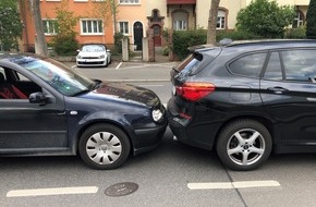 Polizeidirektion Worms: POL-PDWO: Worms - Auffahrunfall - Fahruntüchtig, keinen Führerschein und ohne Zulassung